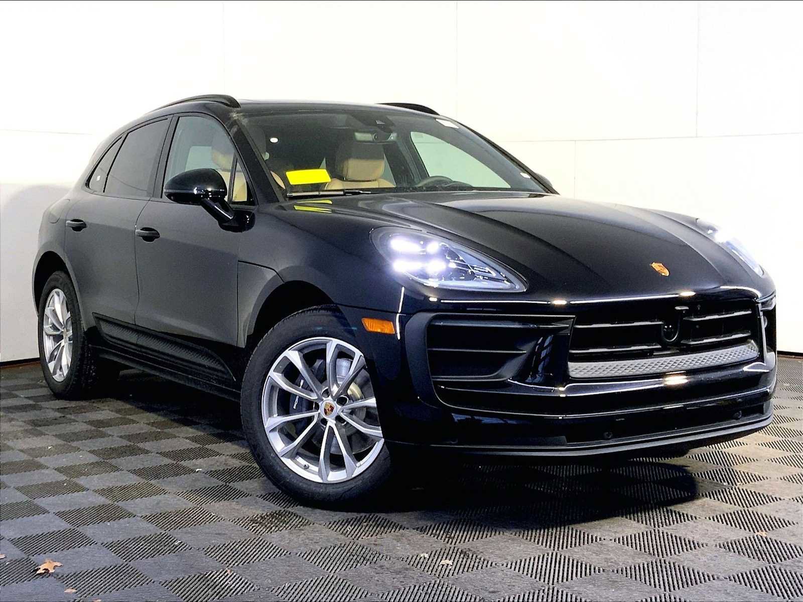 New 2026 Porsche Macan AWD/4WD image 9