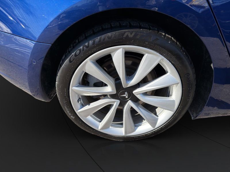 Used 2018 Tesla Model 3 Long Range AWD/4WD image 23