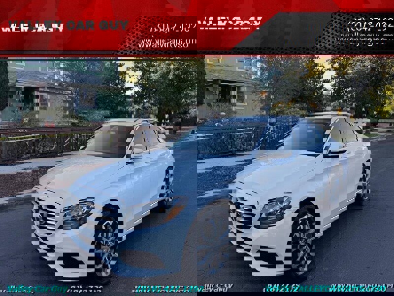 Used 2015 Mercedes-Benz C 300 C 300 4MATIC image 1