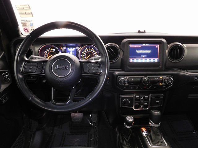 Used 2022 Jeep Gladiator Willys image 35