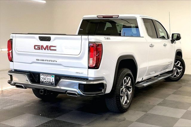Used 2026 GMC Sierra 1500 SLT w/ SLT Premium Package AWD/4WD image 13