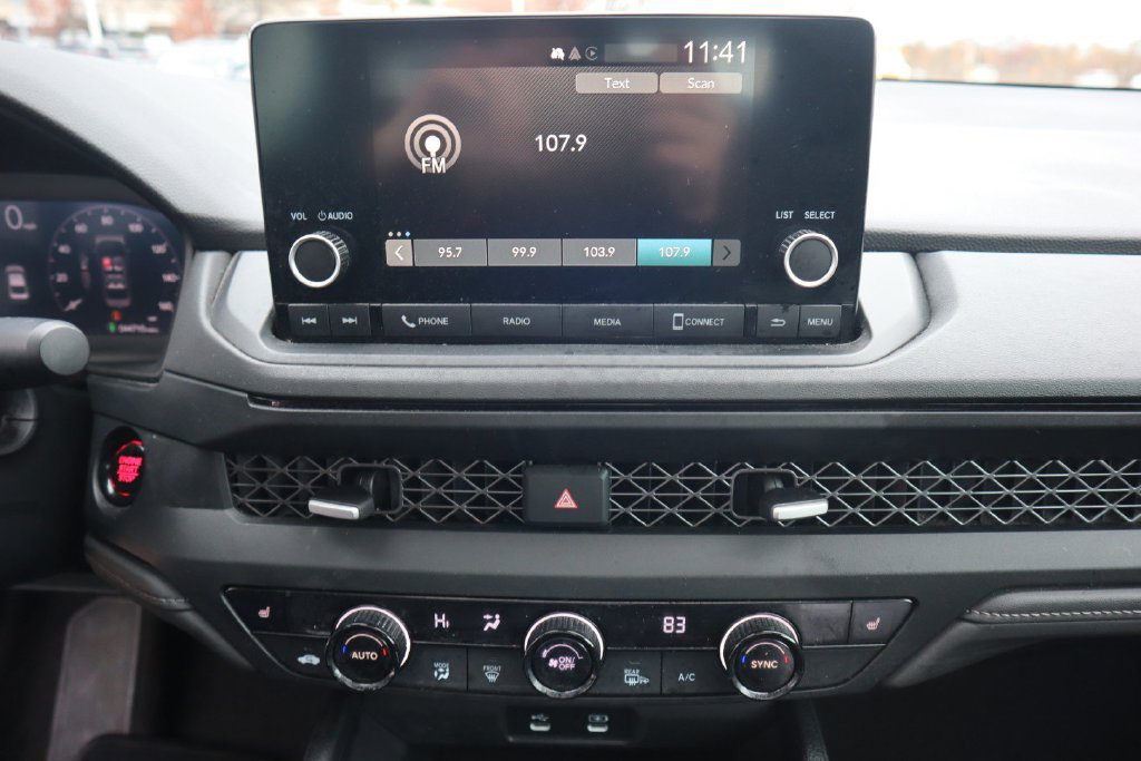 Used 2023 Honda Accord EX image 25