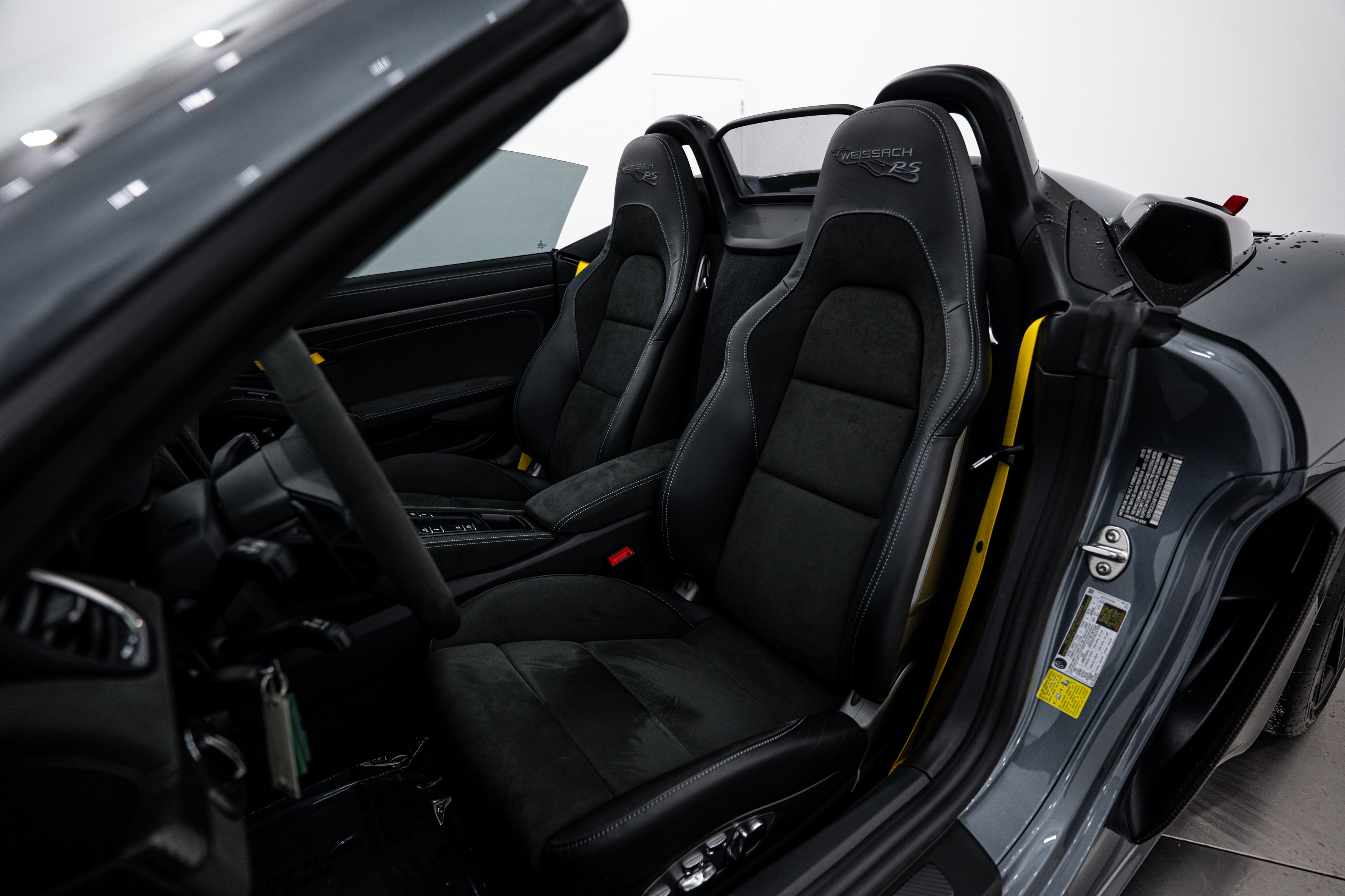 Certified 2025 Porsche 718 Boxster Spyder RS image 5