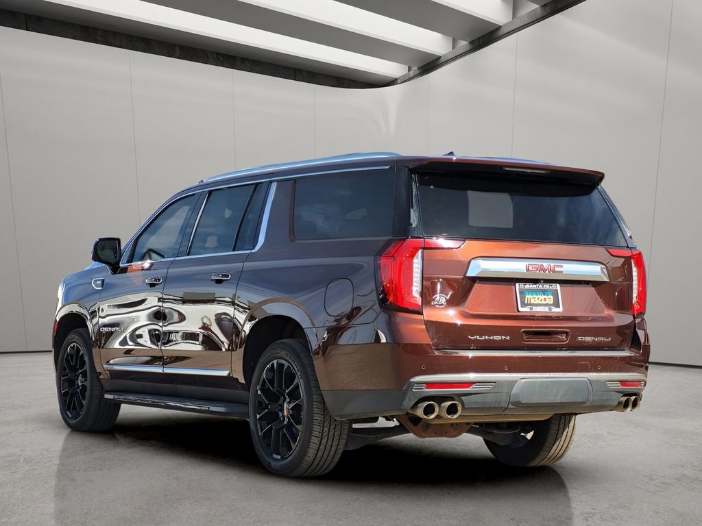 Used 2022 GMC Yukon XL Denali image 3