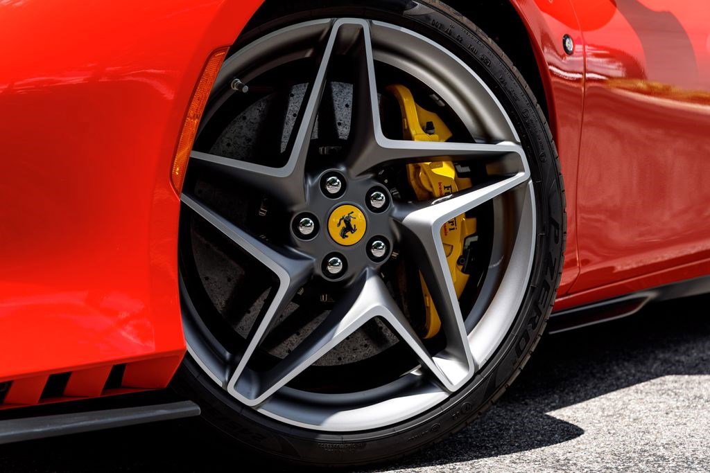 Used 2022 Ferrari F8 Tributo RWD image 43