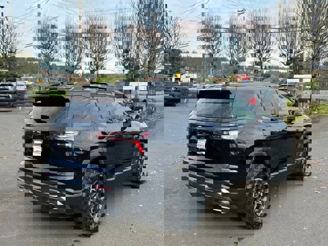 New 2026 Chevrolet Equinox ACTIV w/ Convenience Package III image 8