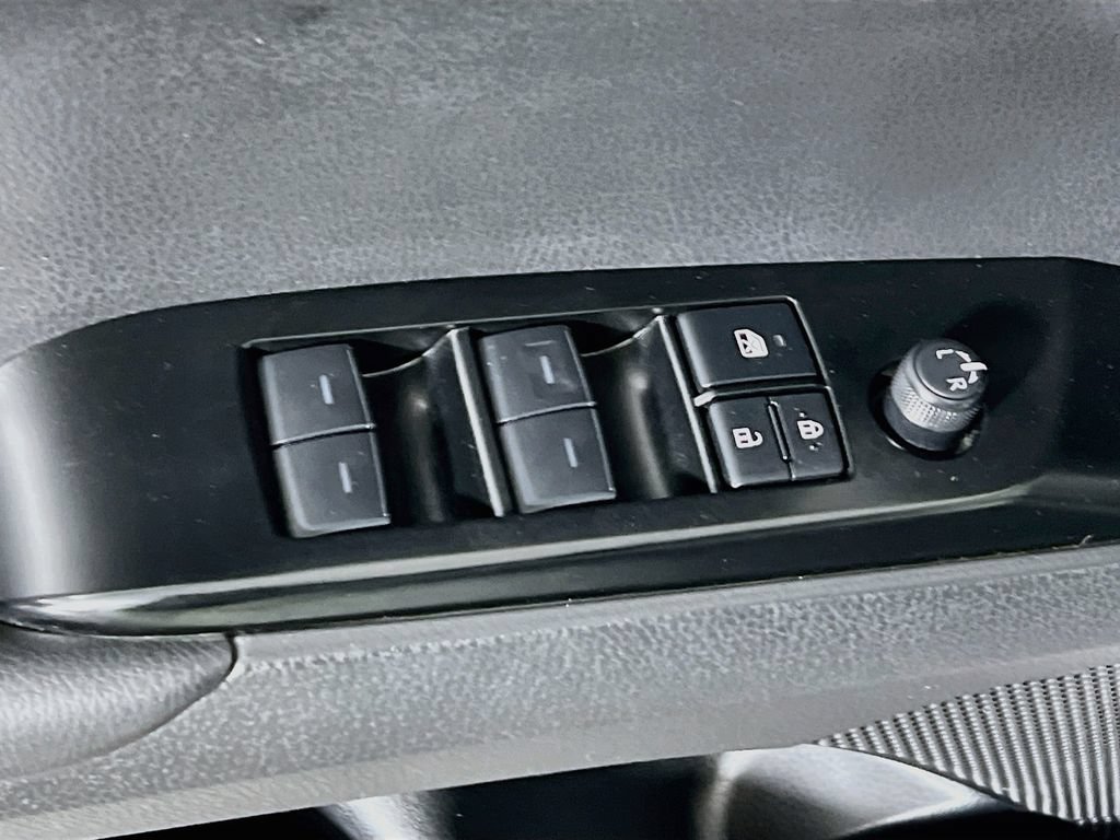 Used 2025 Toyota Camry SE FWD image 16
