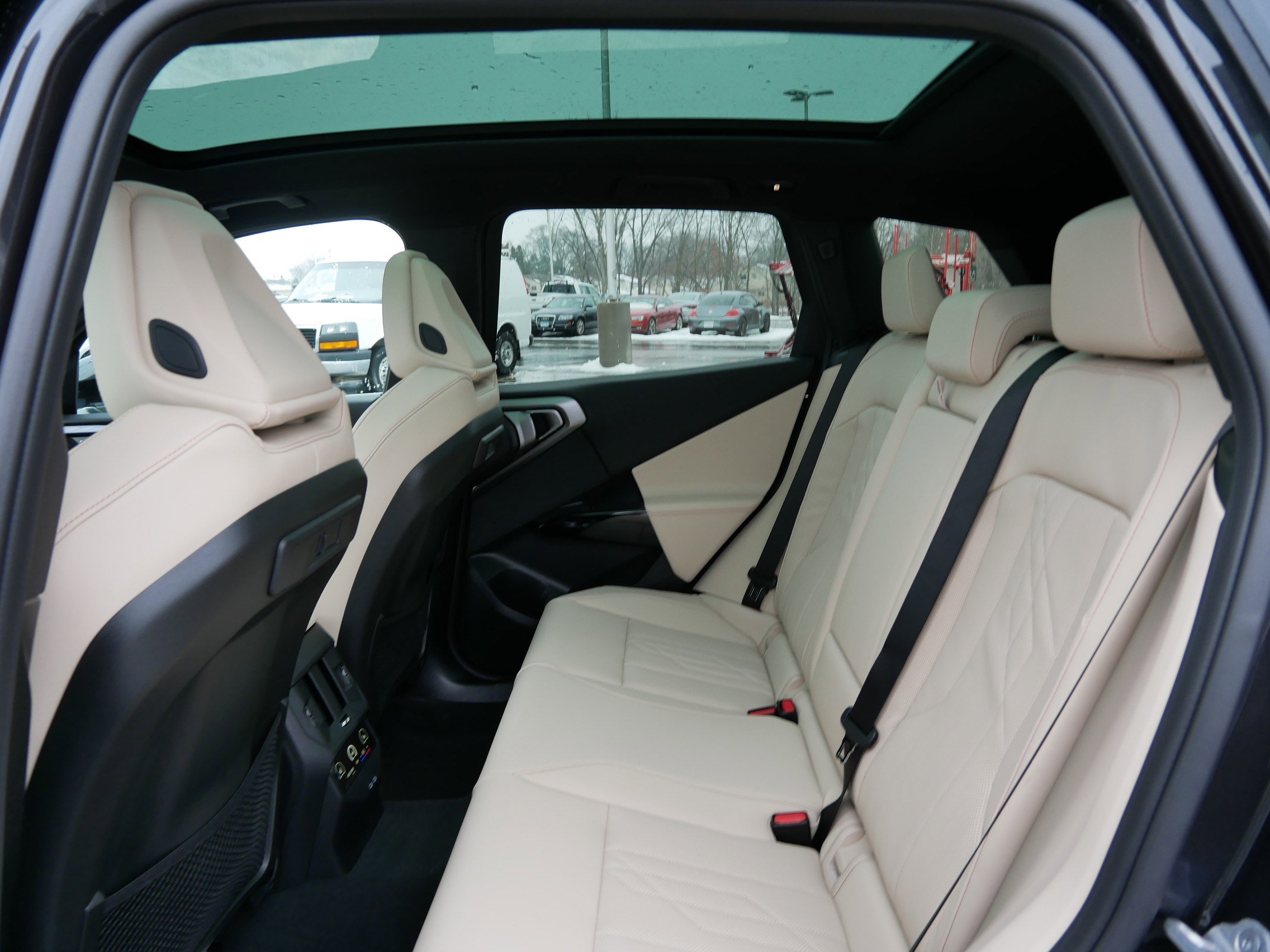 Used 2026 BMW X3 xDrive30 w/ Convenience Package AWD/4WD image 6