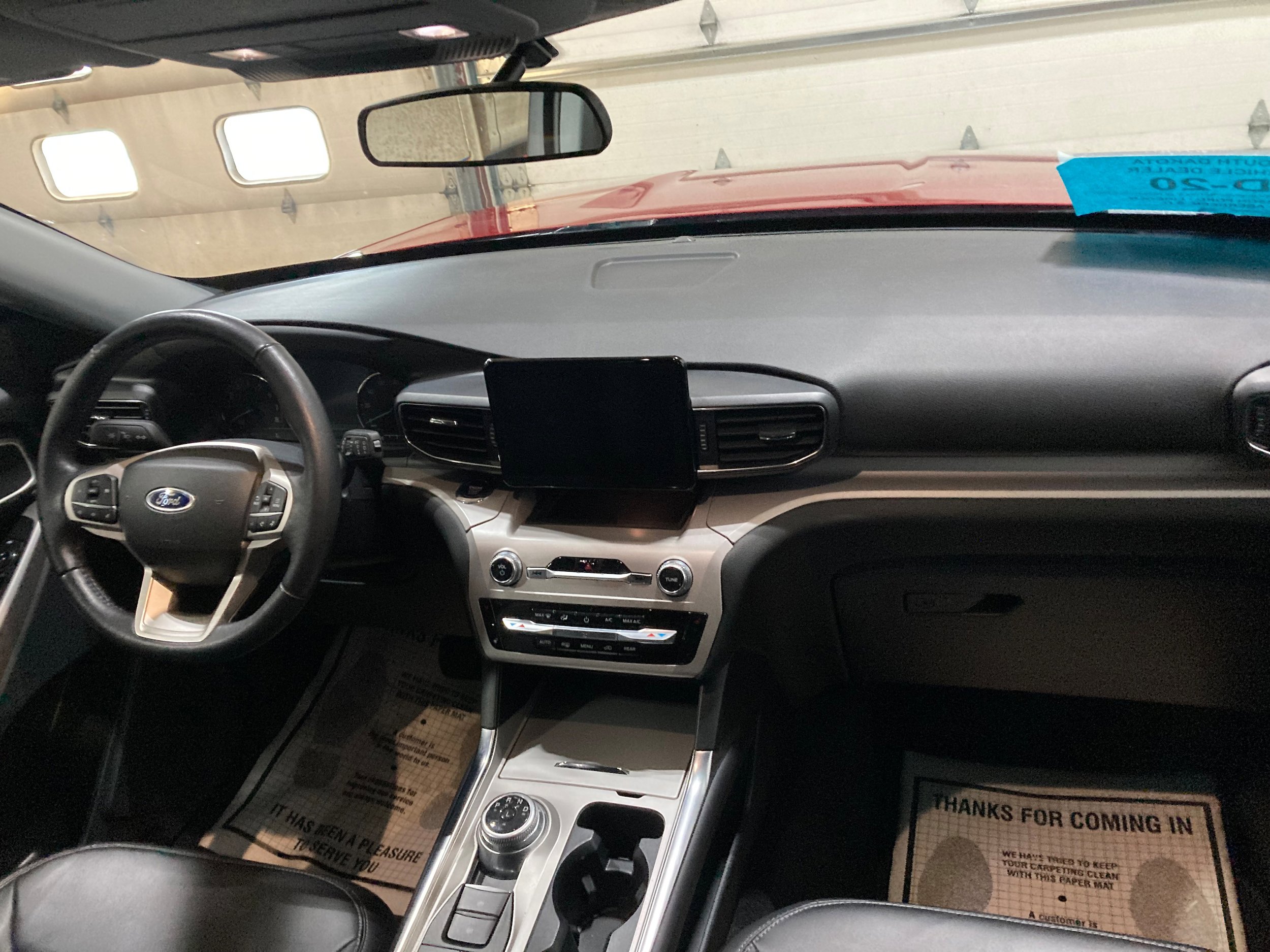 Used 2023 Ford Explorer XLT w/ Equipment Group 202A image 10