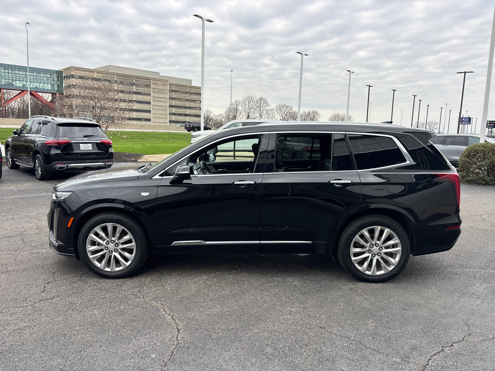 Used 2020 Cadillac XT6 Premium Luxury image 4