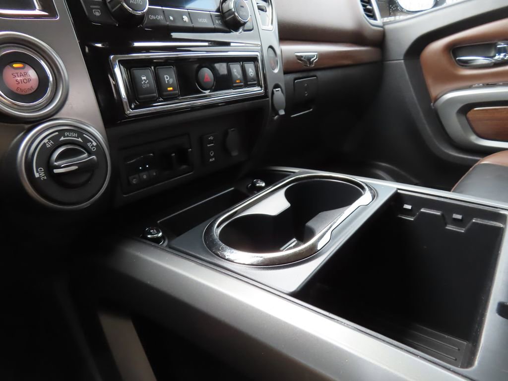 Used 2018 Nissan Titan Platinum Reserve image 22
