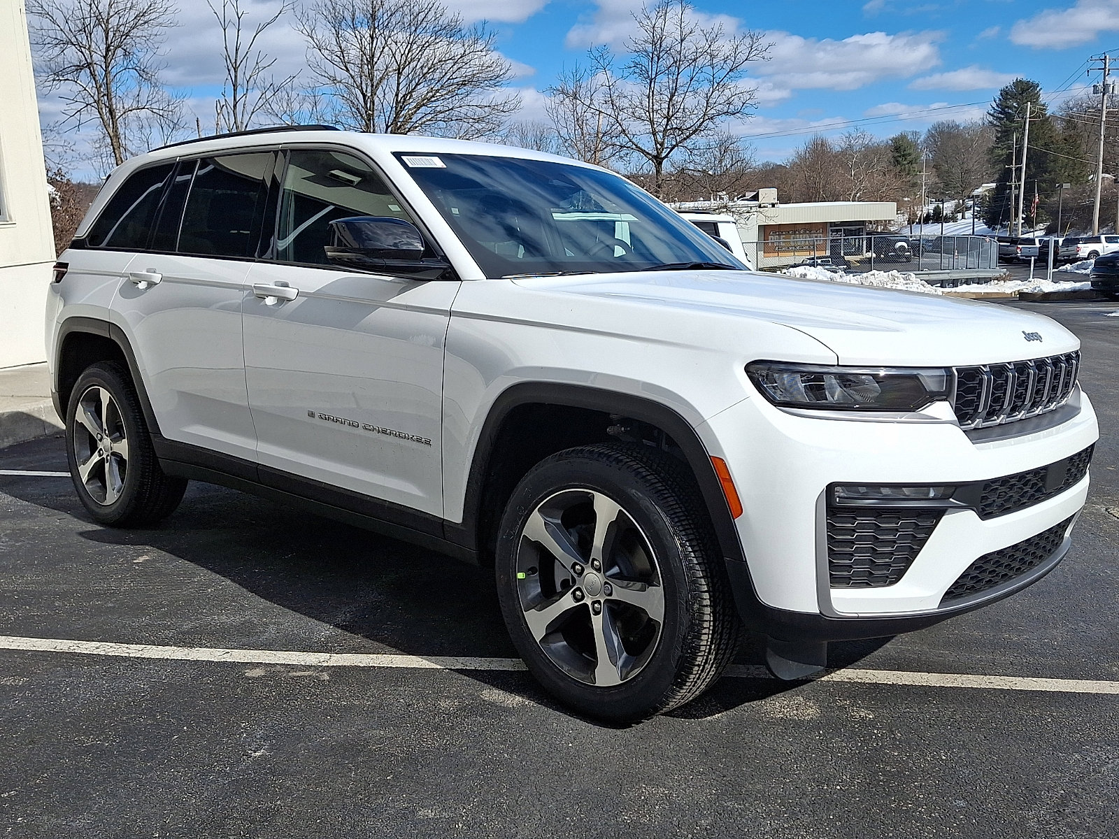 New 2026 Jeep Grand Cherokee Limited image 2