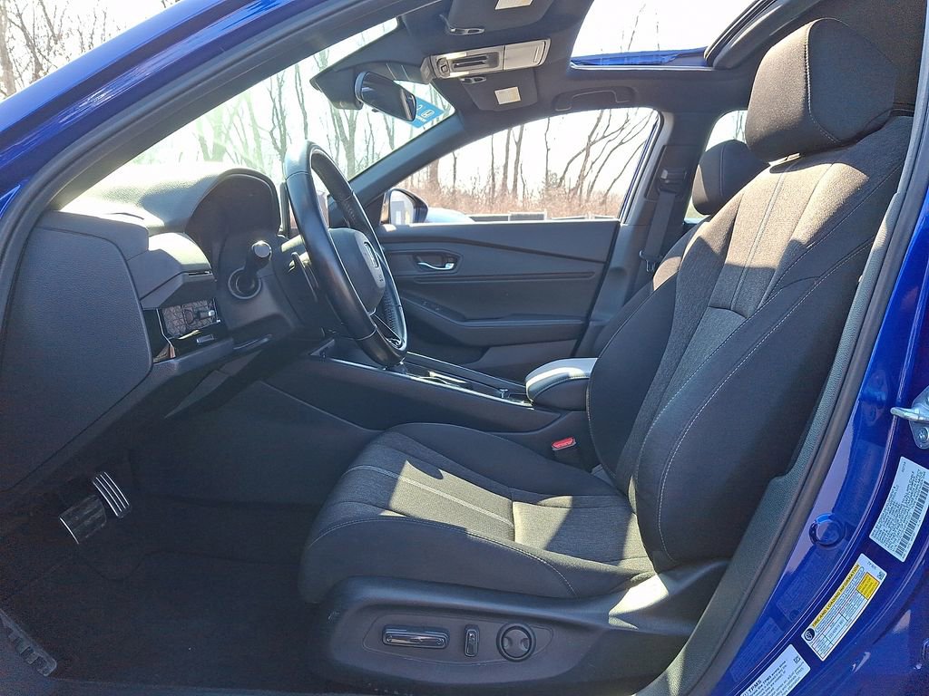 Used 2023 Honda Accord Sport image 13