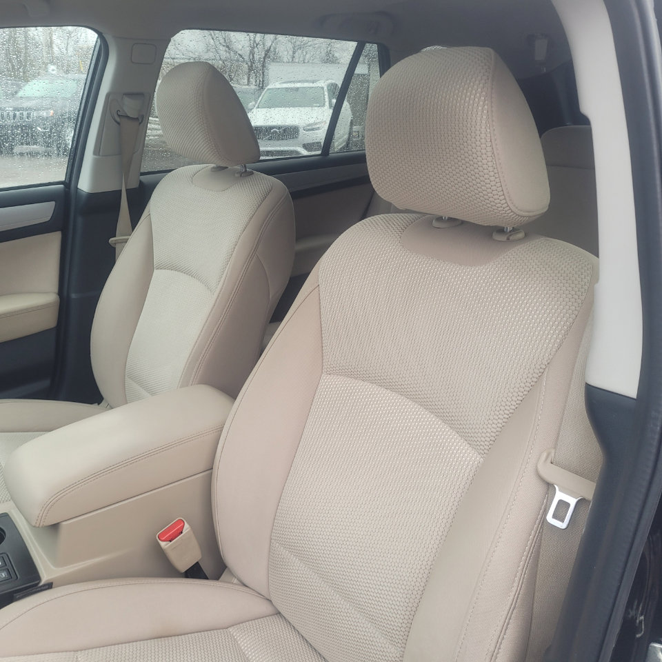 Used 2015 Subaru Outback 2.5i Premium image 12