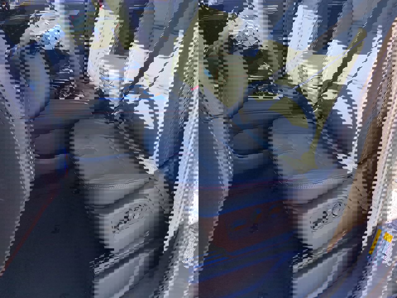 New 2026 Chevrolet Suburban RST image 80