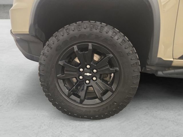 Used 2021 Chevrolet Colorado ZR2 w/ ZR2 Dusk Special Edition image 23