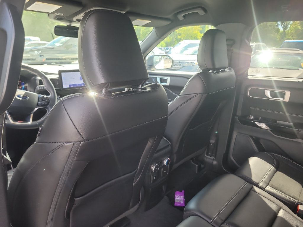 Certified 2023 Ford Explorer ST w/ ST Street Pack RWD image 10