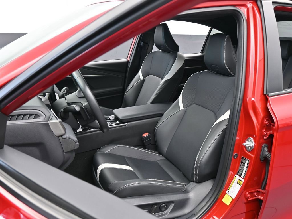 Used 2025 Toyota Camry SE w/ Multimedia Upgrade Package FWD image 10