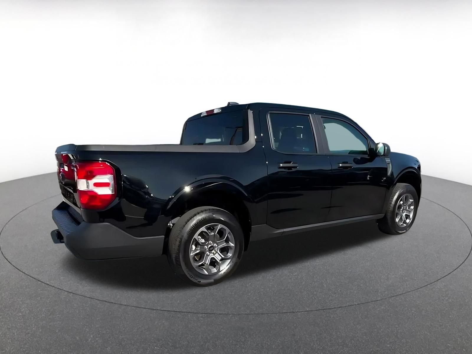 Used 2026 Ford Maverick XLT FWD image 12