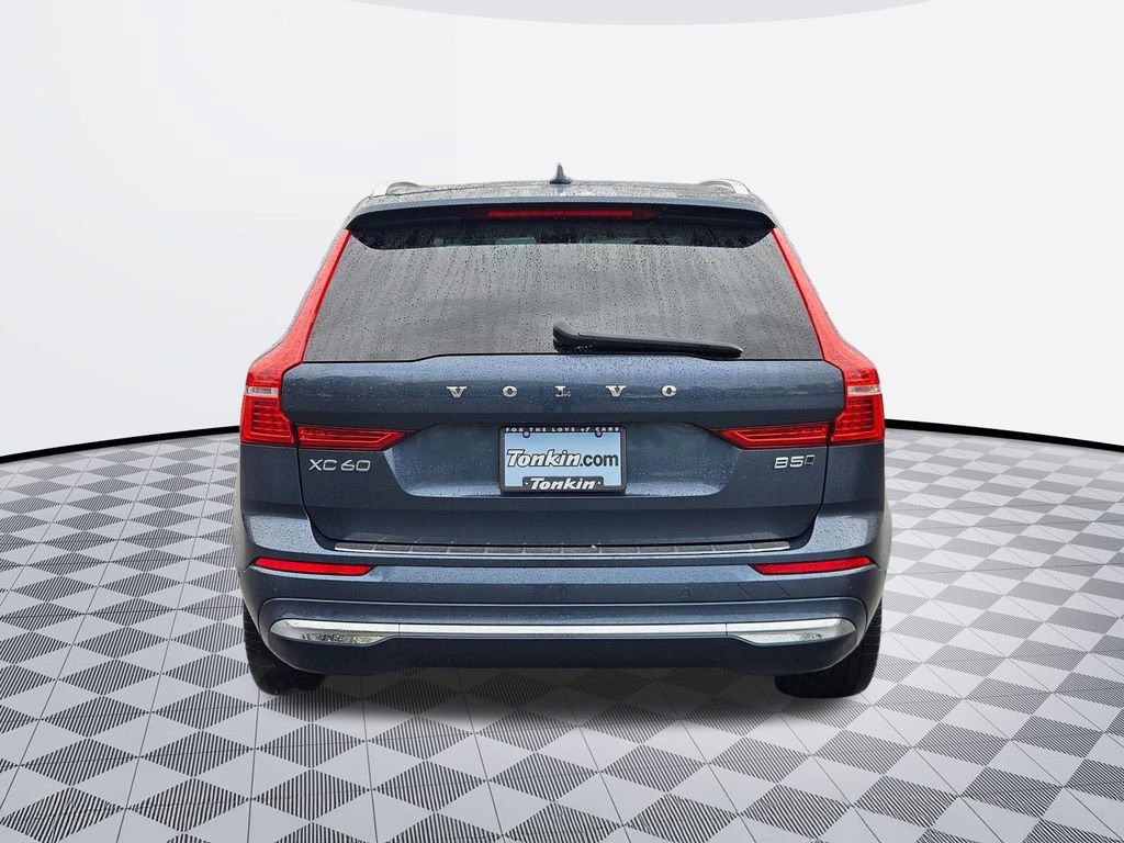 Used 2023 Volvo XC60 B5 Ultimate w/ Climate Package image 5
