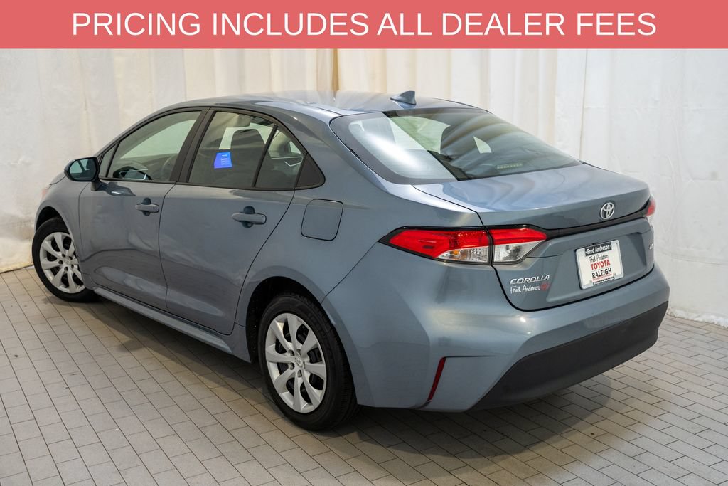 Used 2024 Toyota Corolla LE FWD image 3
