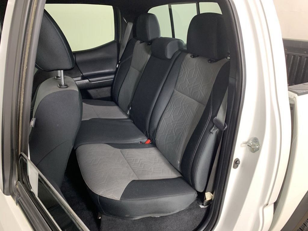 Used 2023 Toyota Tacoma TRD Off-Road AWD/4WD image 29