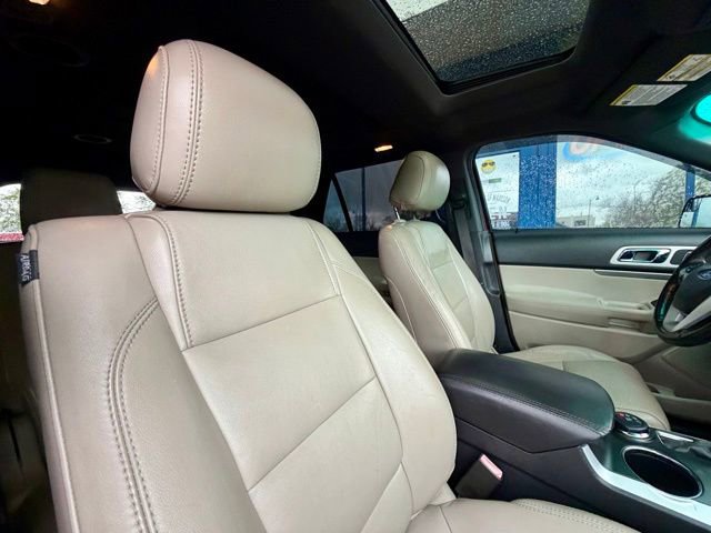 Used 2013 Ford Explorer XLT AWD/4WD image 24