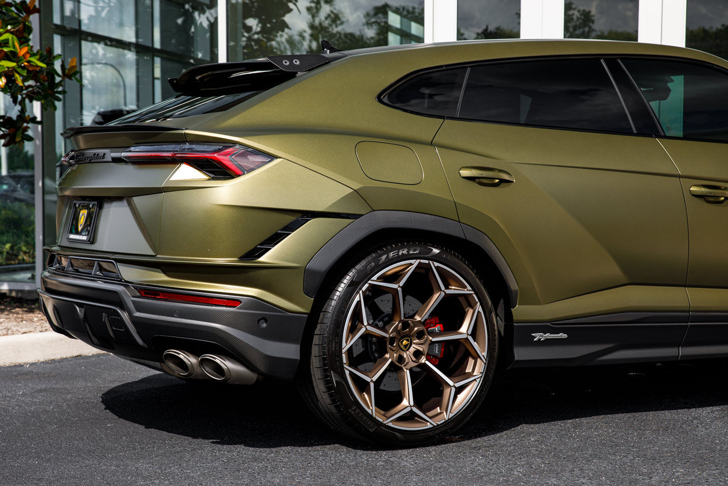Used 2024 Lamborghini Urus Performante AWD/4WD image 29
