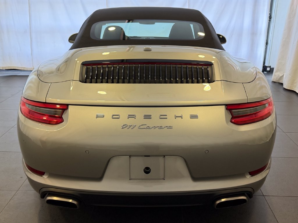 Used 2017 Porsche 911 Carrera RWD image 8