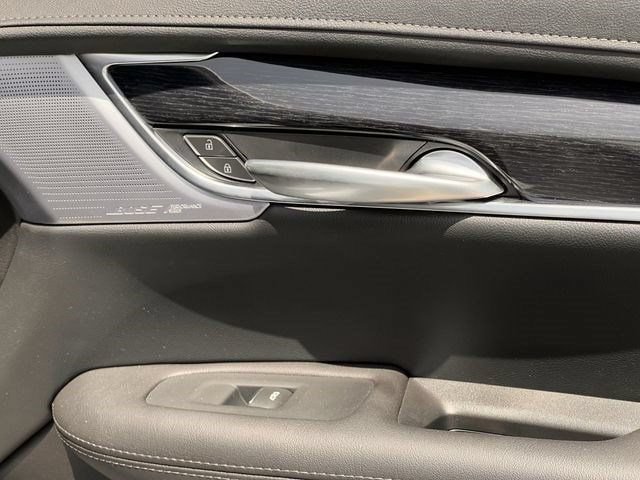 New 2025 Cadillac XT5 Premium Luxury w/ LPO, ONYX Package AWD/4WD image 26