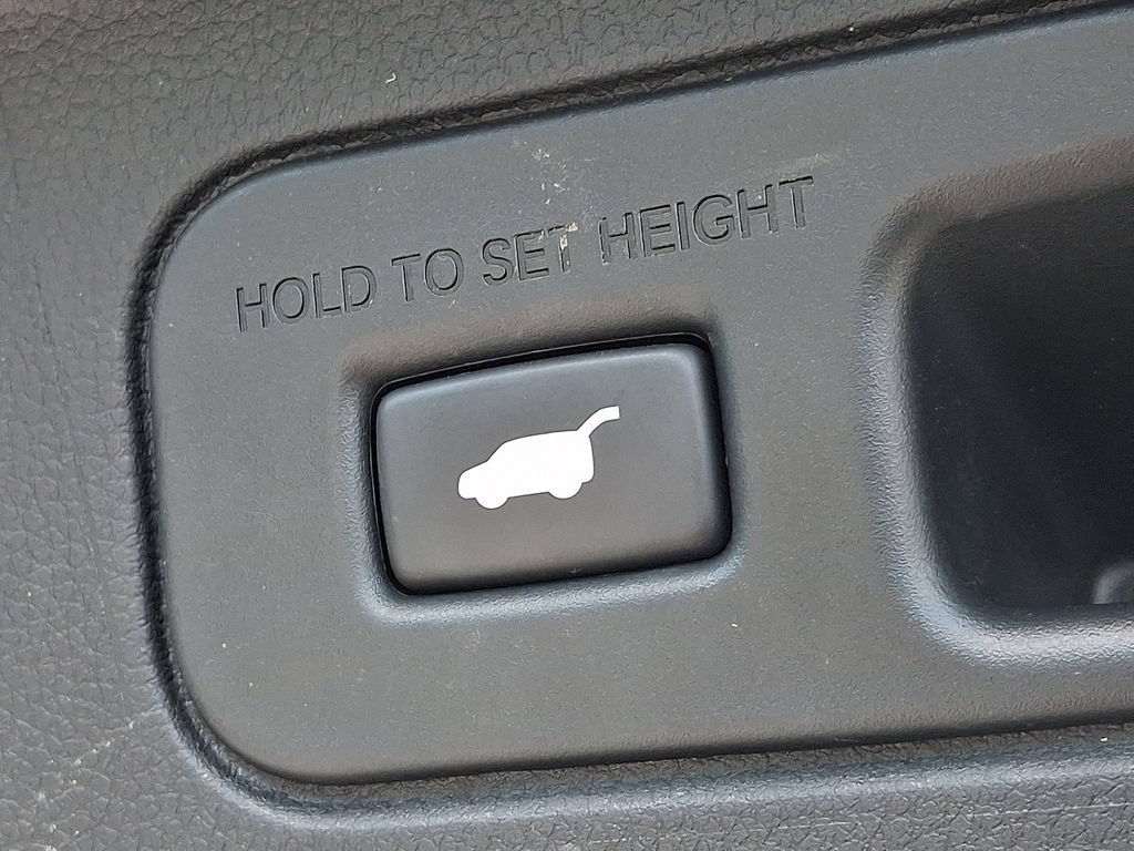 Used 2023 Honda Pilot Elite image 31