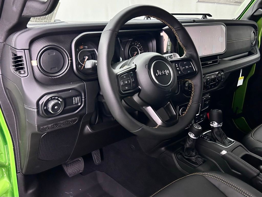 New 2025 Jeep Wrangler Unlimited Rubicon 392 image 33