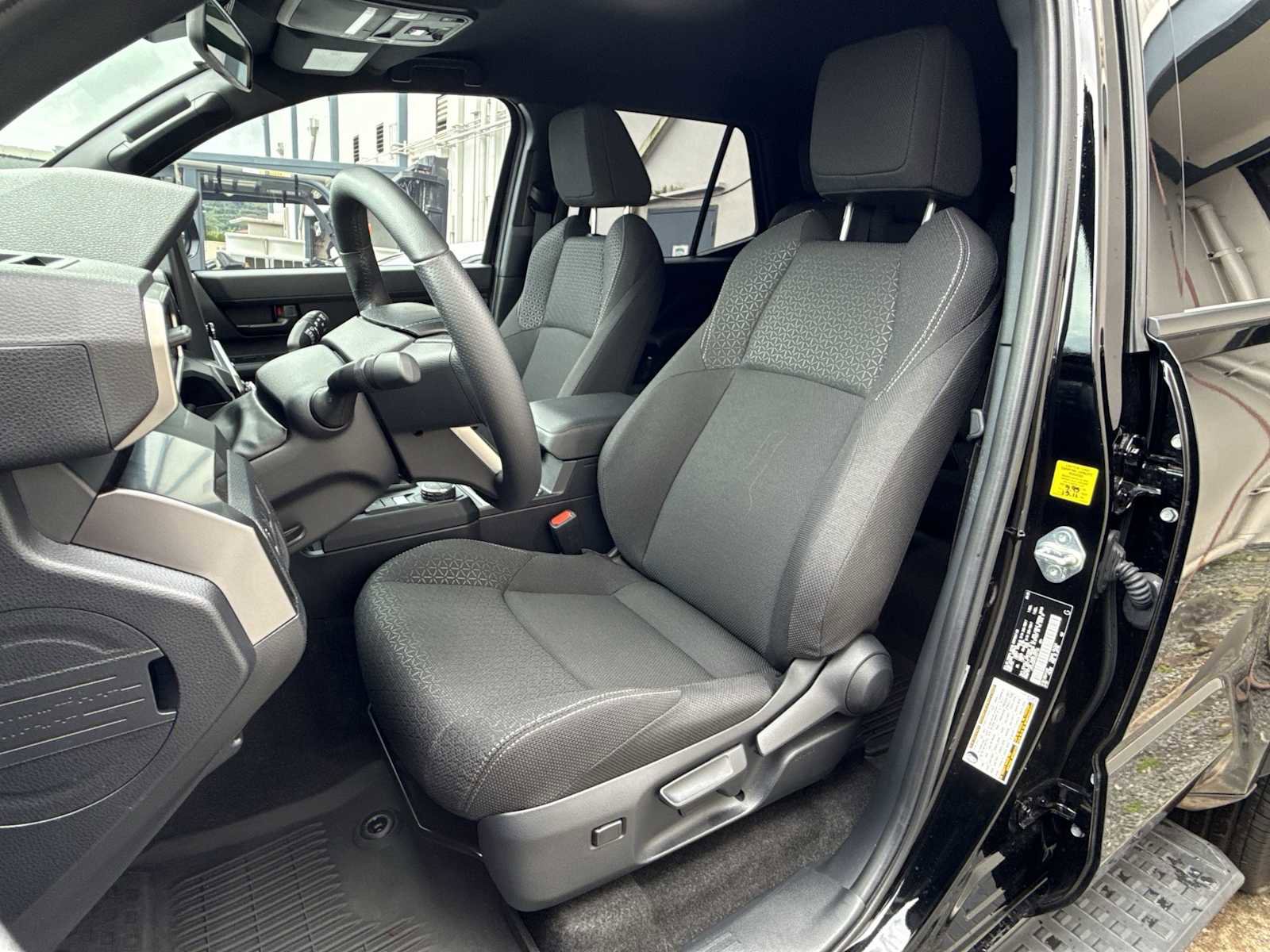 Used 2025 Toyota 4Runner SR5 RWD image 12