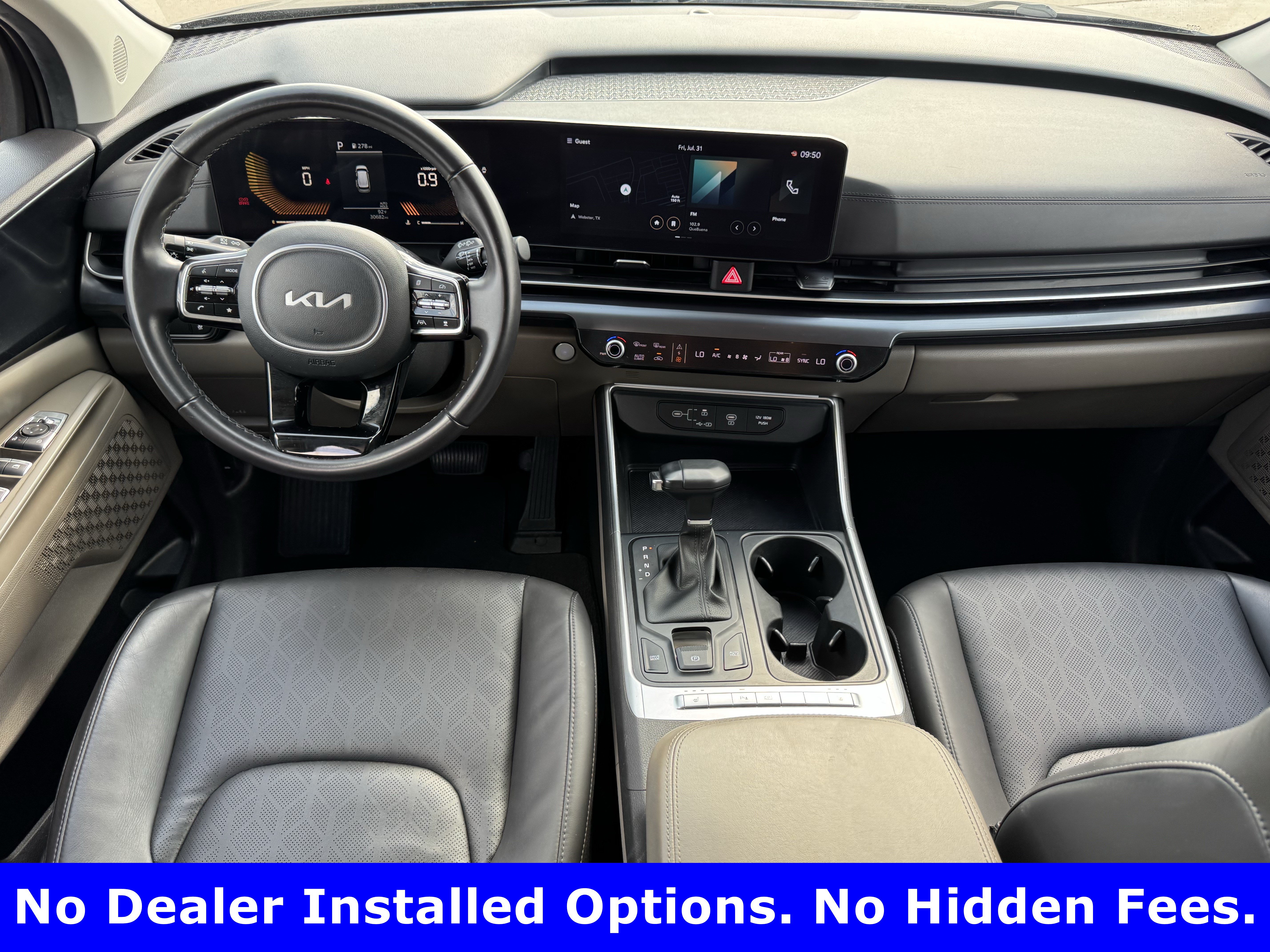 Used 2025 Kia Carnival FWD image 10