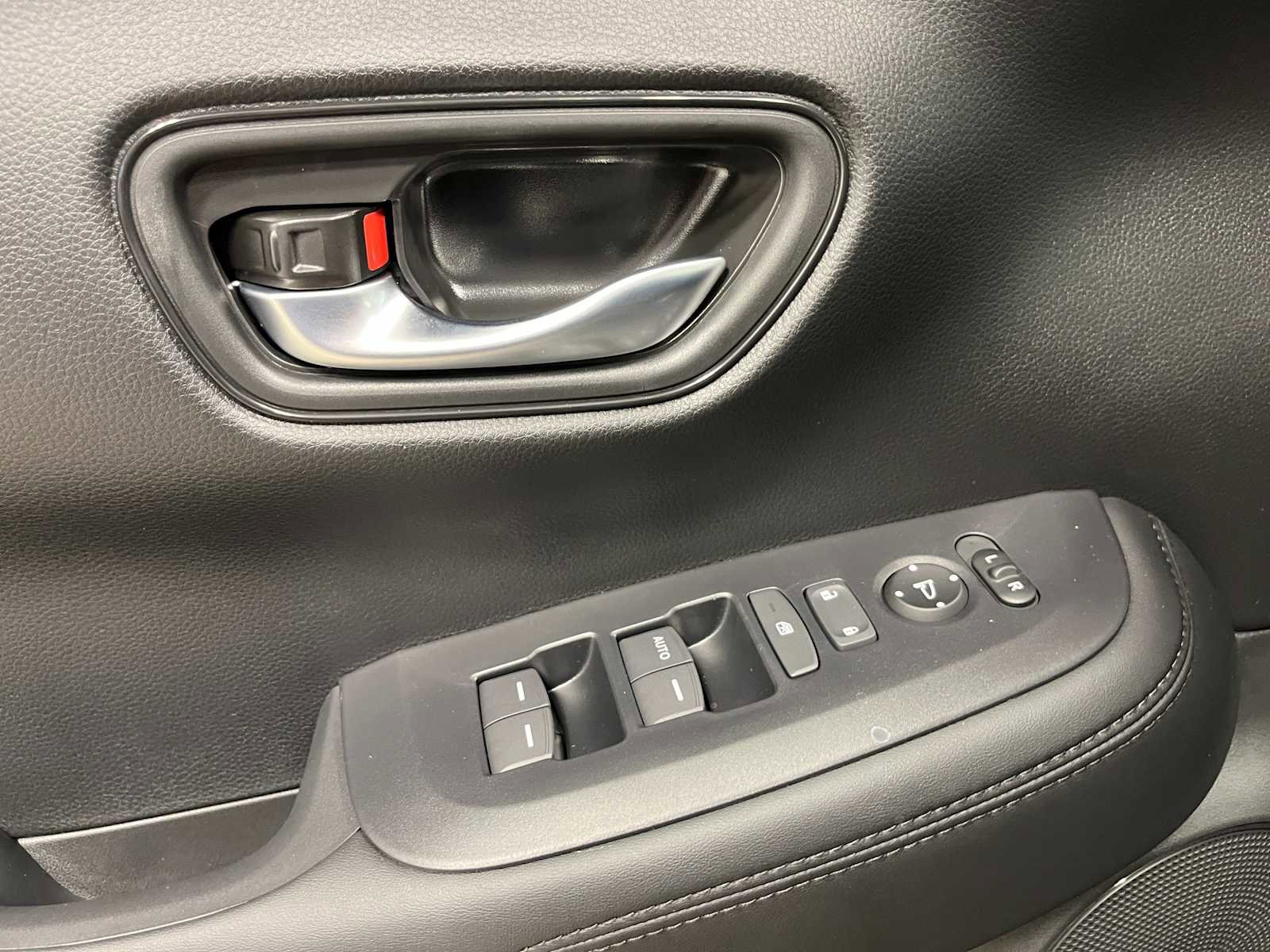 New 2026 Honda HR-V LX image 10