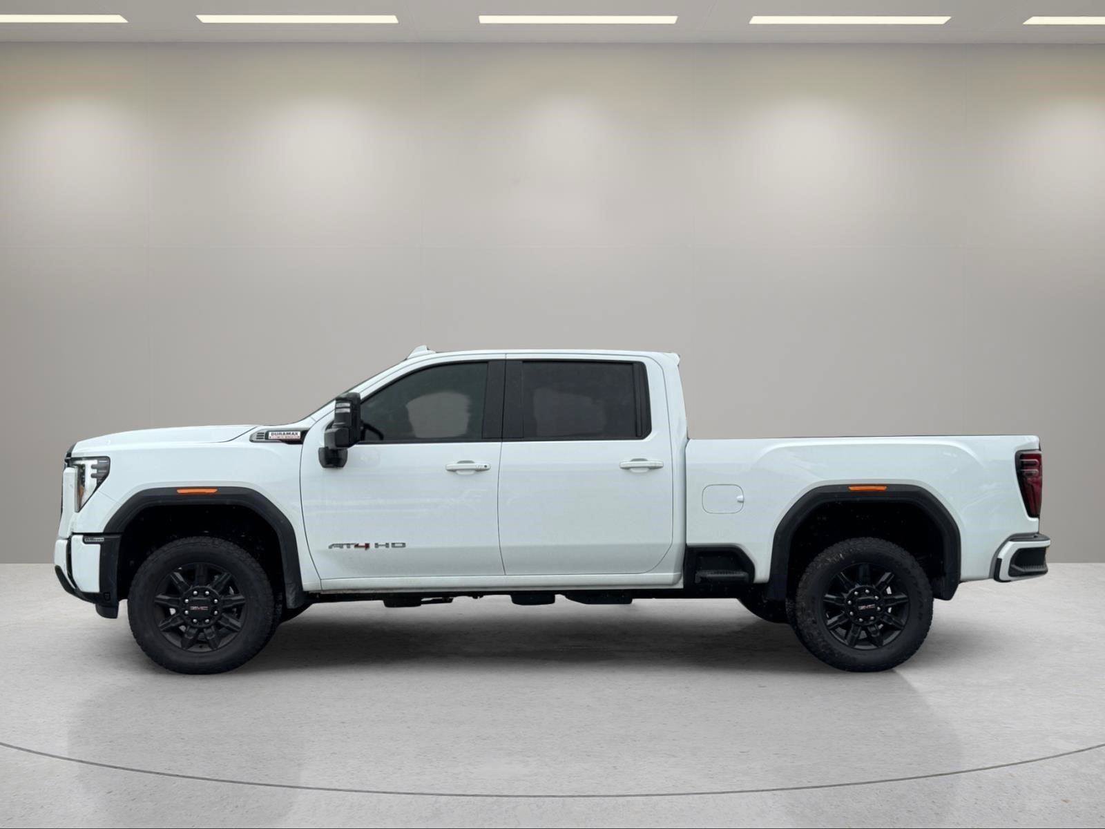 Used 2026 GMC Sierra 2500 AT4 AWD/4WD image 8