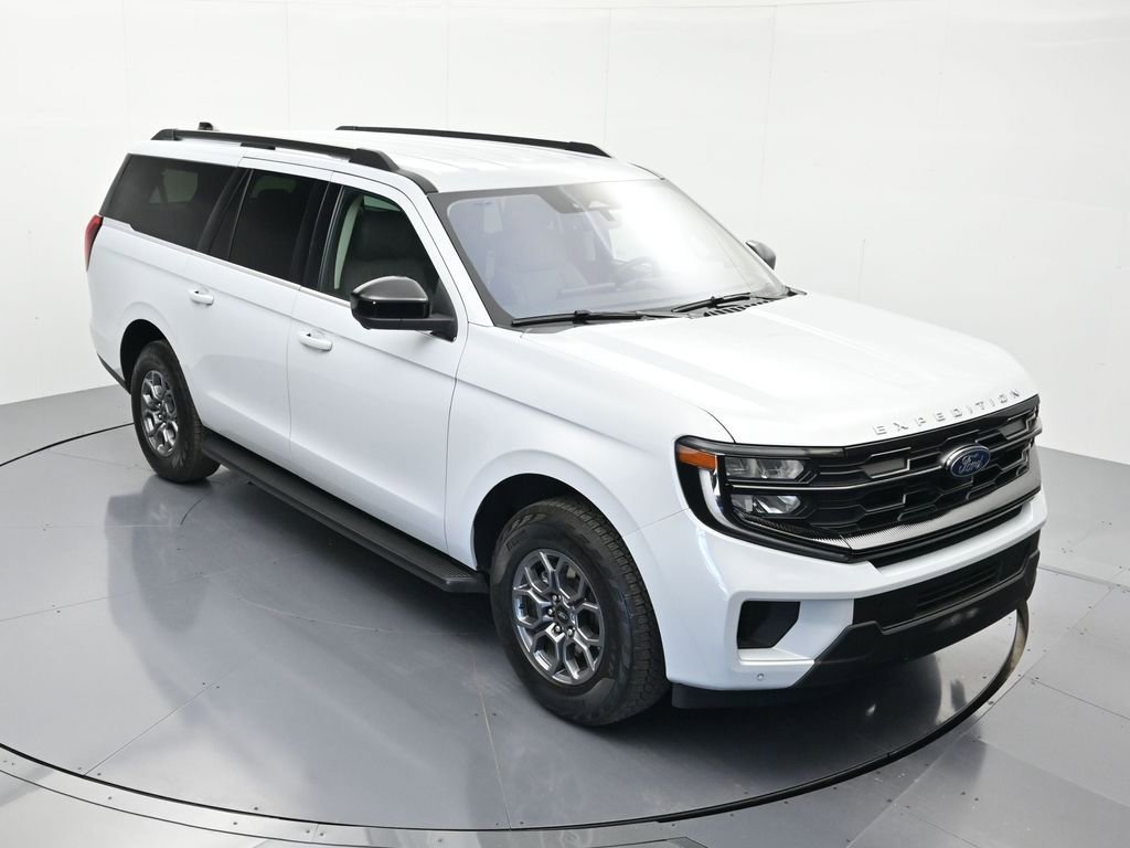 Certified 2025 Ford Expedition Max Active RWD image 31