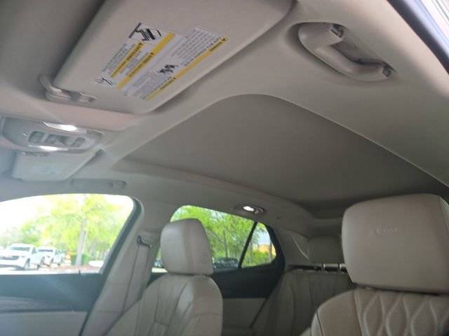 Certified 2022 Buick Envision Avenir w/ Technology Package II image 24