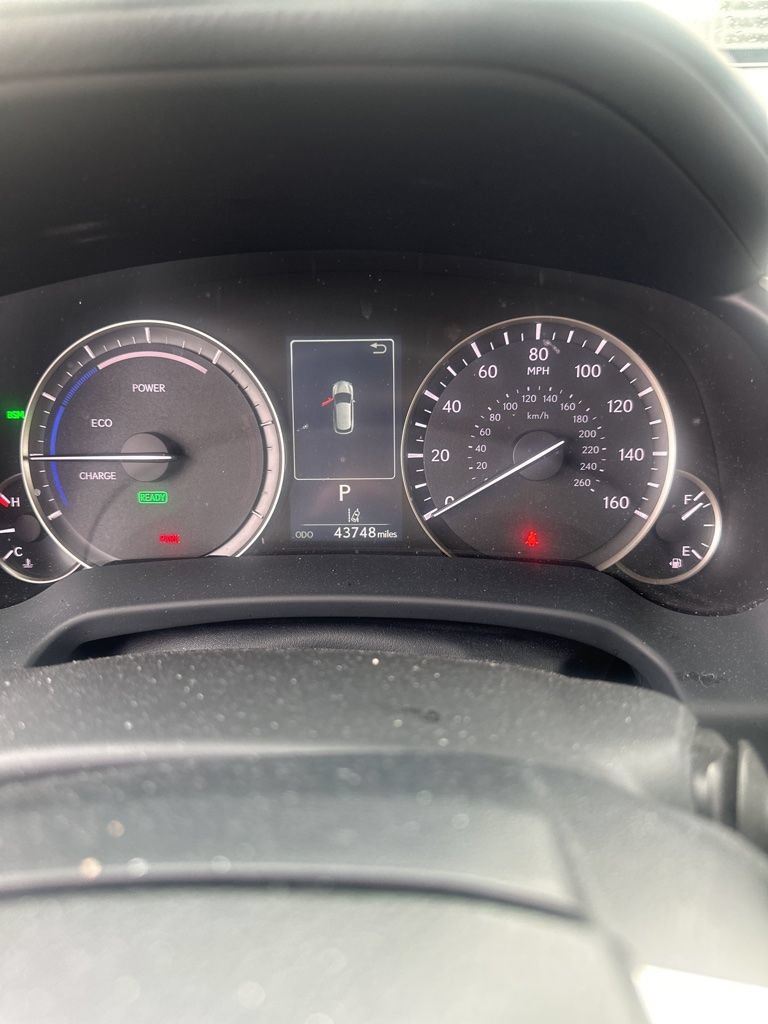 Used 2022 Lexus RX 450hL Luxury w/ Cold Area Package (CT) AWD/4WD image 10
