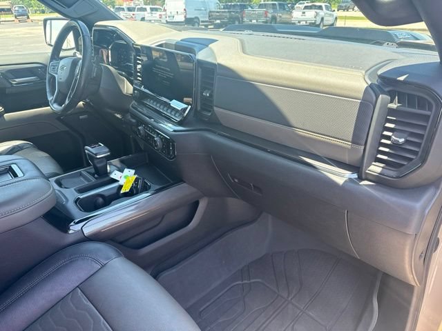Used 2022 Chevrolet Silverado 1500 ZR2 AWD/4WD image 16
