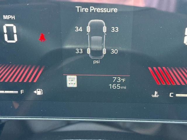 Used 2025 Kia K4 LXS image 36