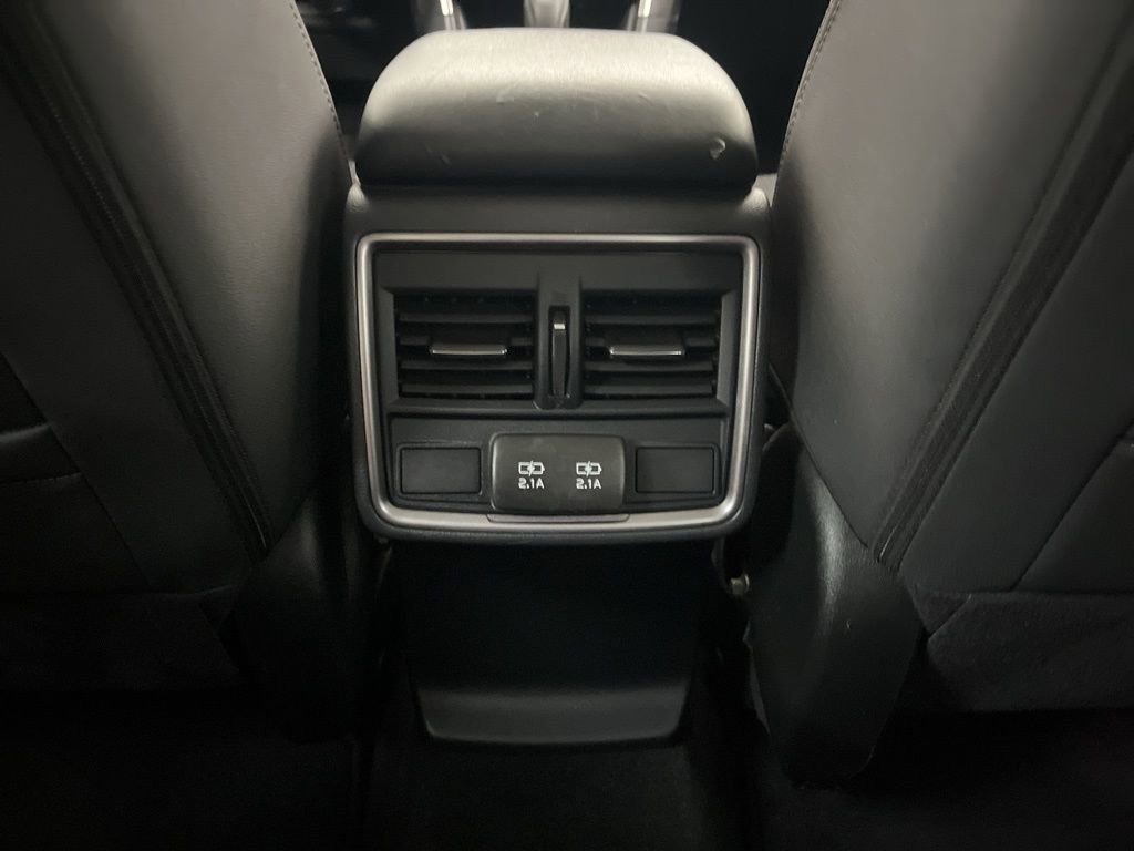 Used 2023 Subaru Forester Premium image 31