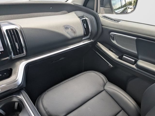 New 2027 Ford Expedition Platinum RWD image 21