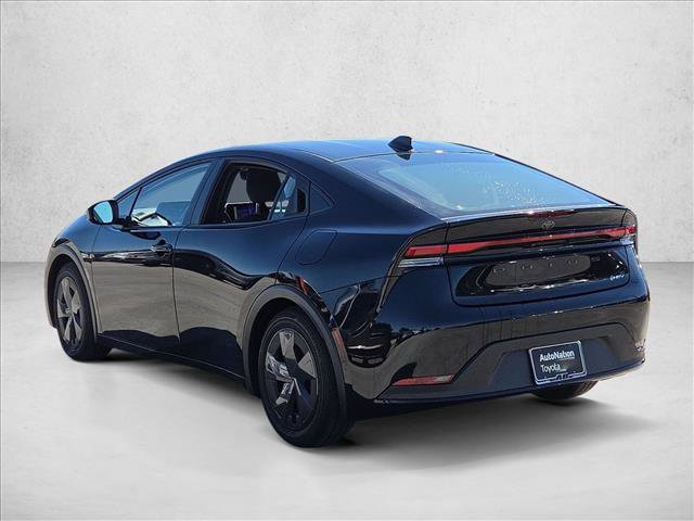 Used 2024 Toyota Prius LE FWD image 8