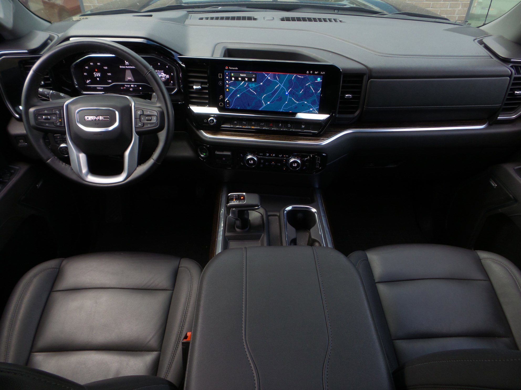 Used 2025 GMC Sierra 1500 Elevation w/ Elevation Premium Package image 6