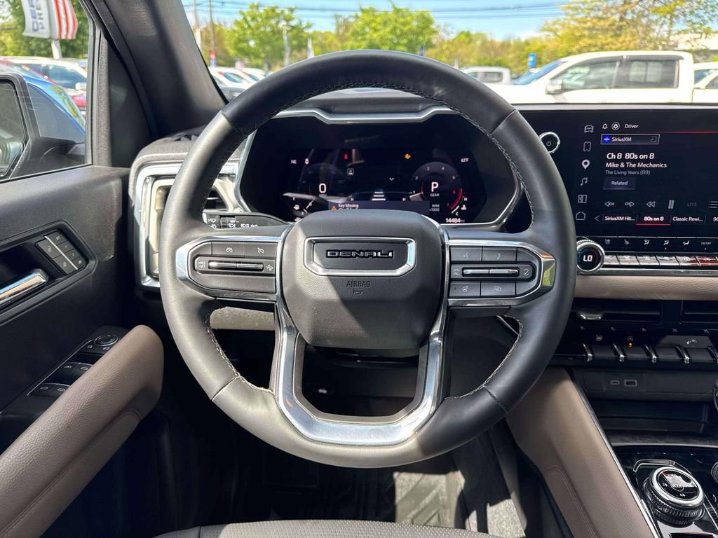 Used 2025 GMC Canyon Denali AWD/4WD image 23