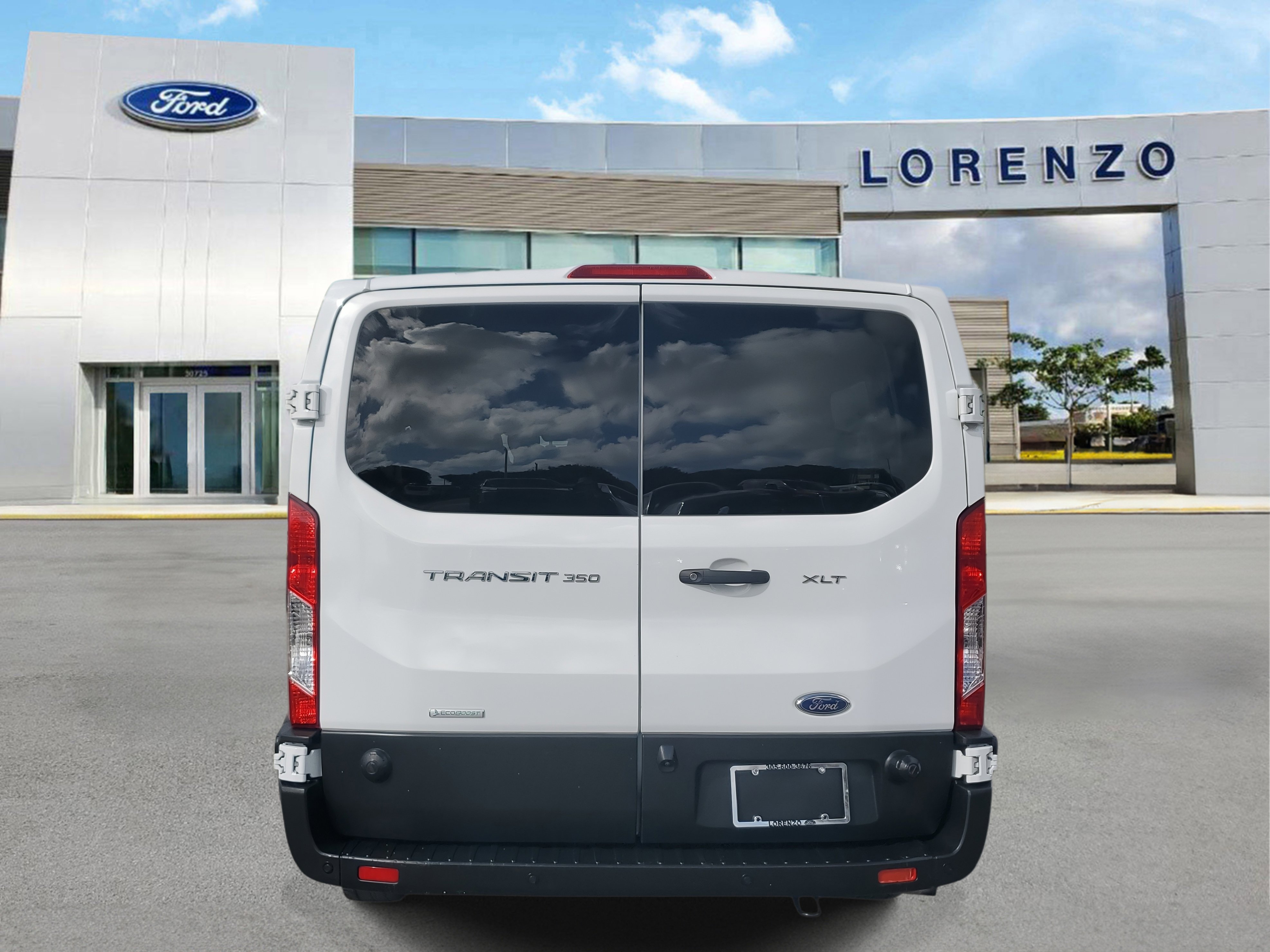 Used 2024 Ford Transit 350 XLT image 6
