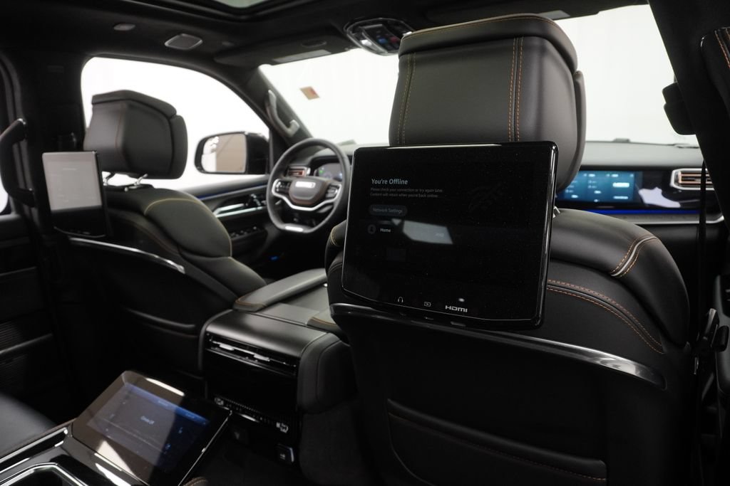Certified 2025 Jeep Grand Wagoneer Series III w/ Rear Seat Video Group 1 AWD/4WD image 49
