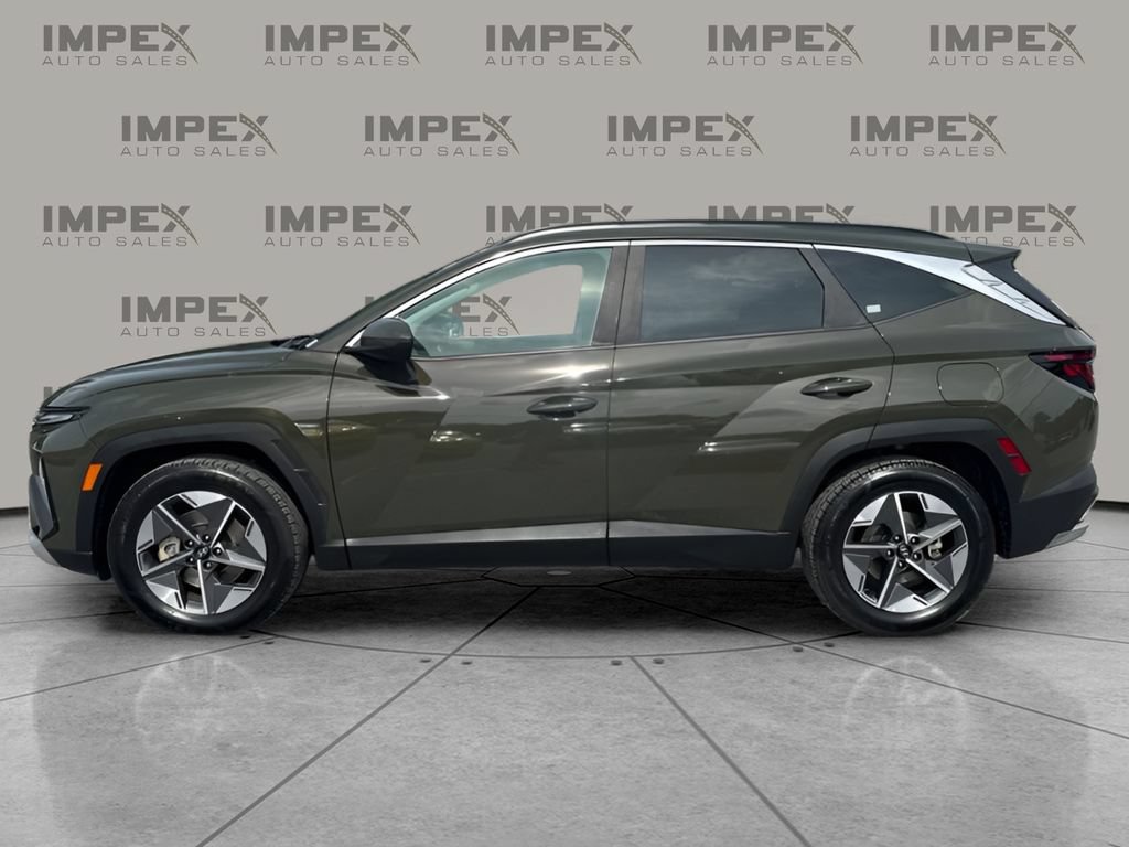 Used 2025 Hyundai Tucson SEL FWD image 2