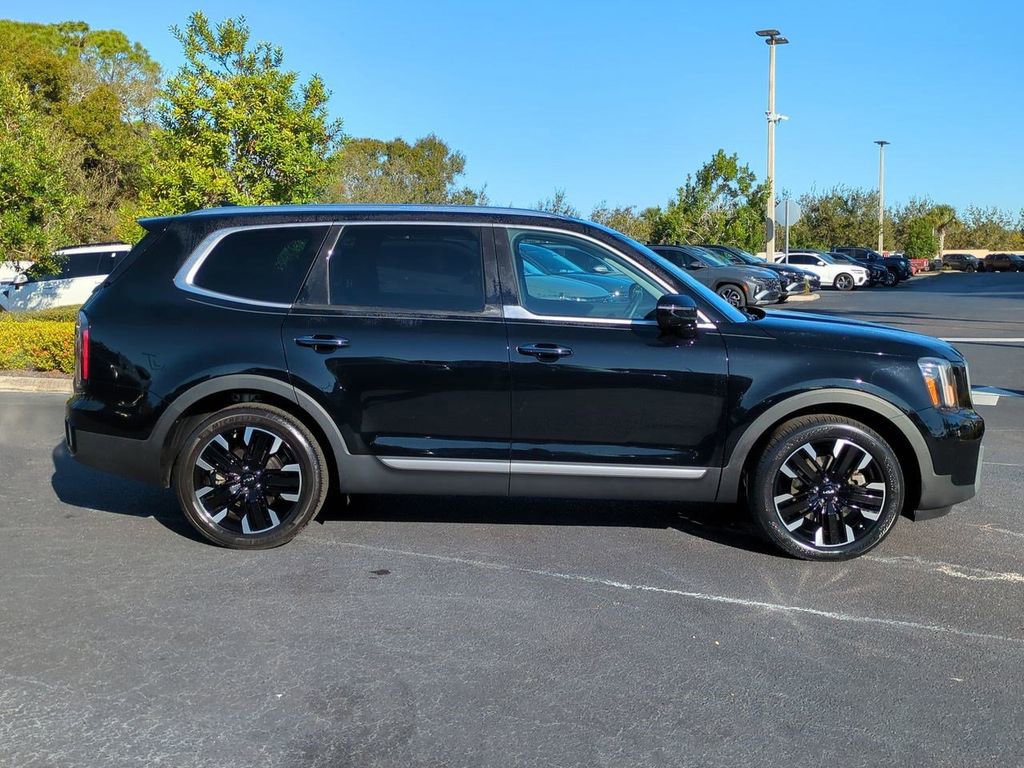 Used 2024 Kia Telluride SX Prestige image 4